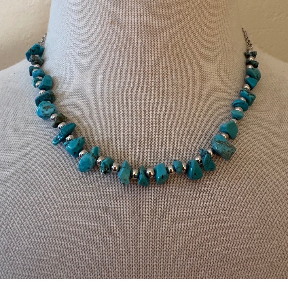 Turquoise‎ Nugget Beaded Necklace Silver Tone Spacer Beads Boho Southwestern